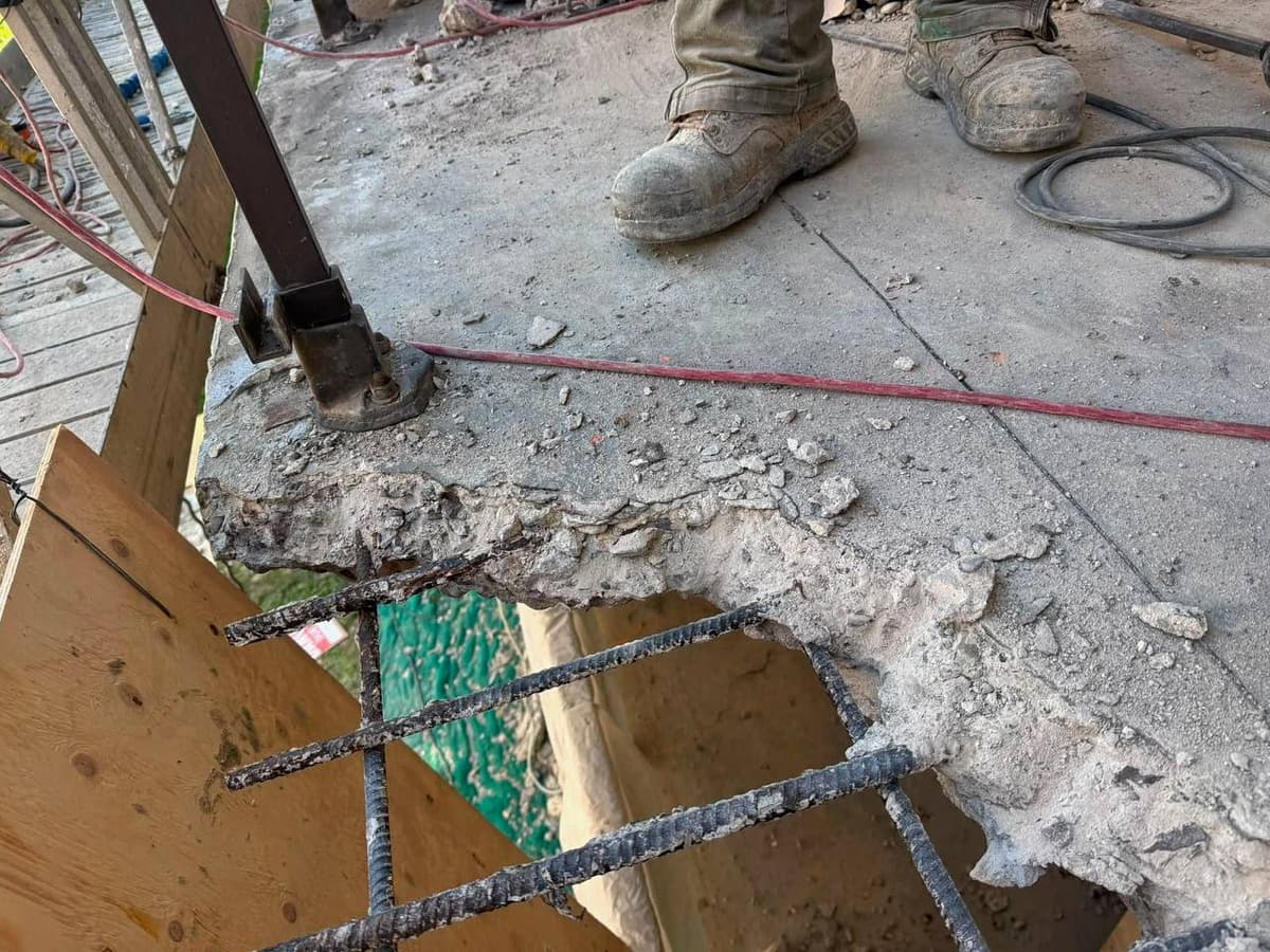 Balcony masonry restoration and brick repair in Toronto
